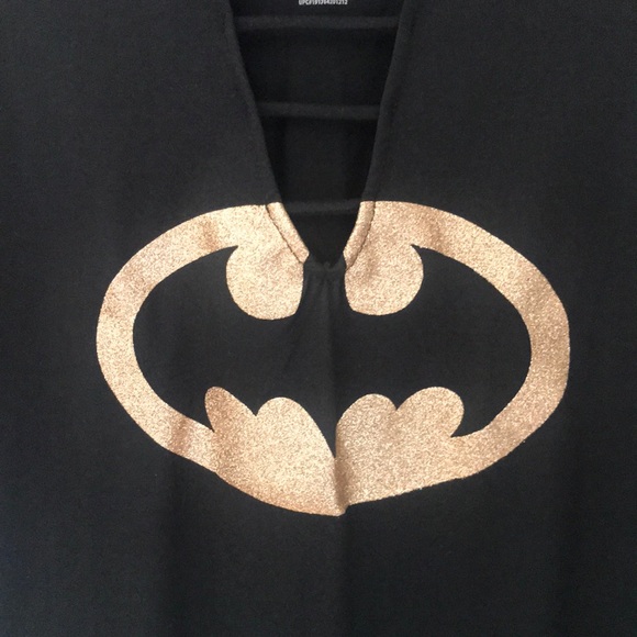 🦇New, Women’s Medium Batman Long sleeve tee🦇 - Picture 5 of 5